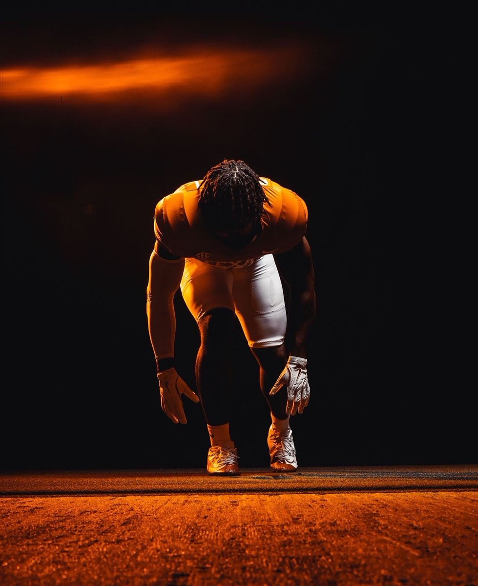 ontexasfootball's tweet image. Barryn Sorrell shares picture ahead of the 2024 season 🤘
📸 via officialbarrynsorrell IG