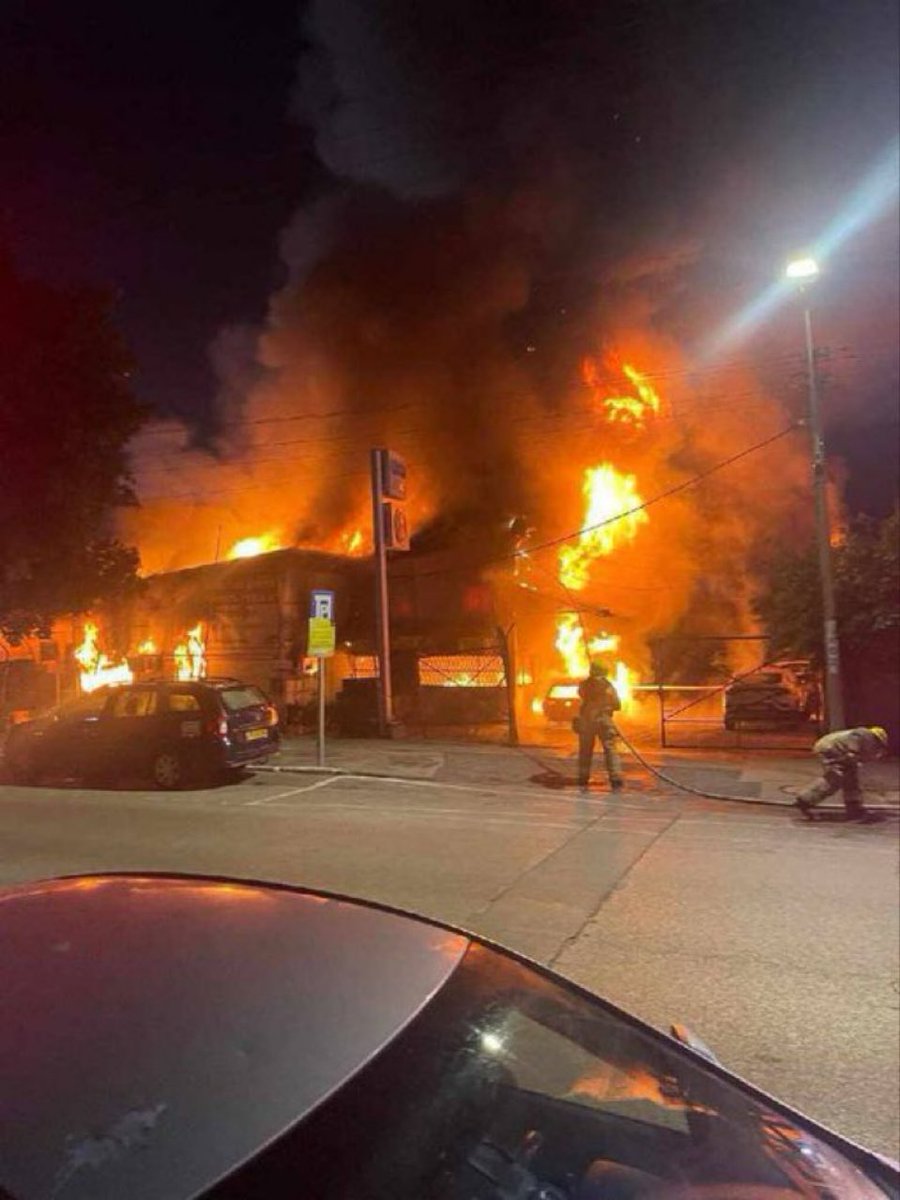 اذا كنت تؤيد إستهداف تل ابيب عشرات المرات علق بنعم