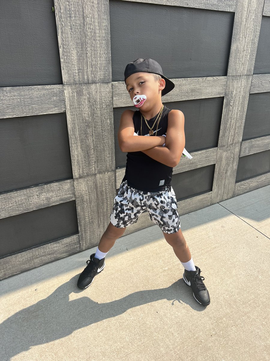 MrsCoachPound's tweet photo. 1st flag football practice! This kid has waited his entire 6 years of life for this moment 😅 
Like father like son! https://t.co/fAPUTa4AZX