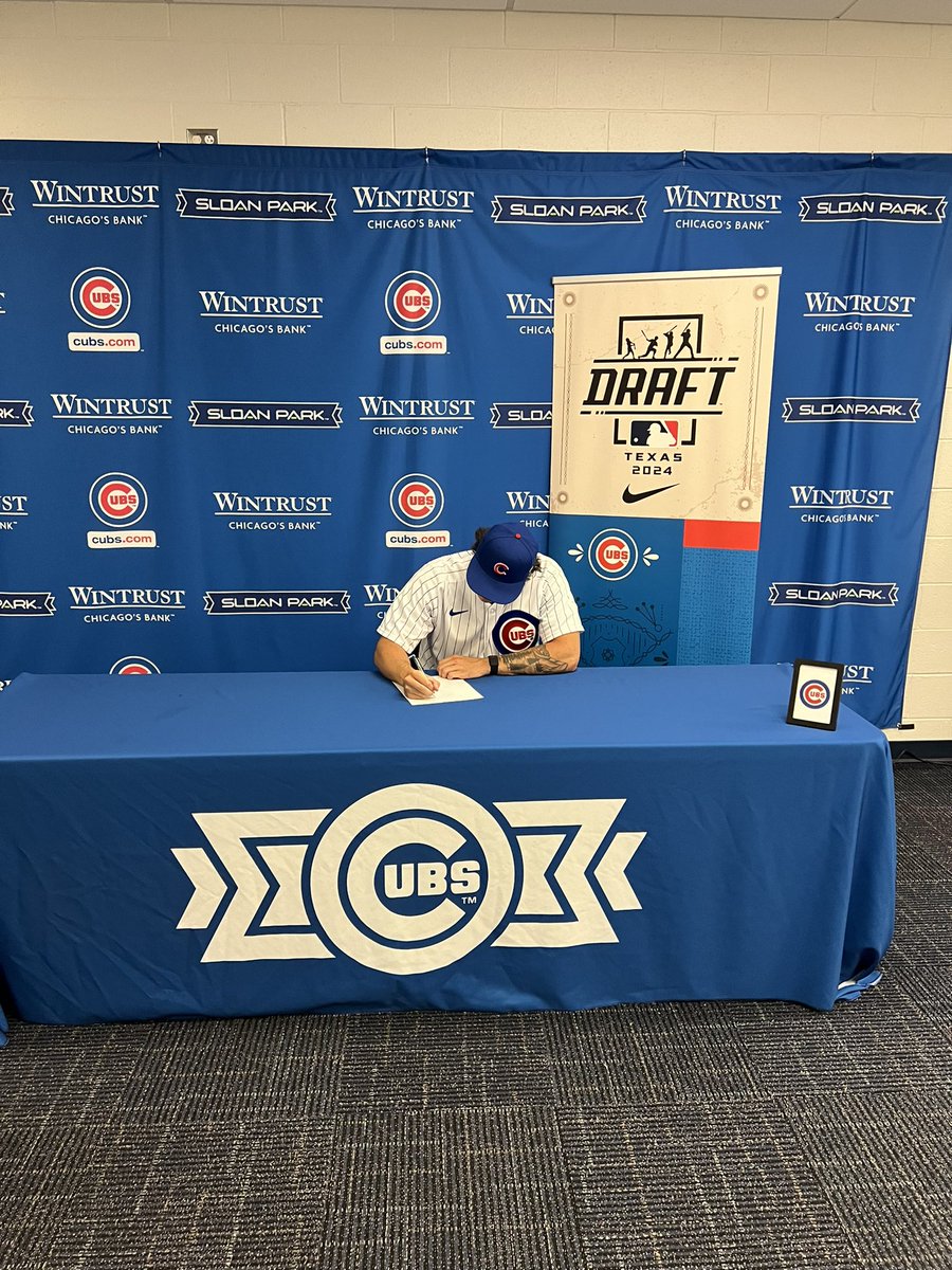 Navarro Baseball tweet media