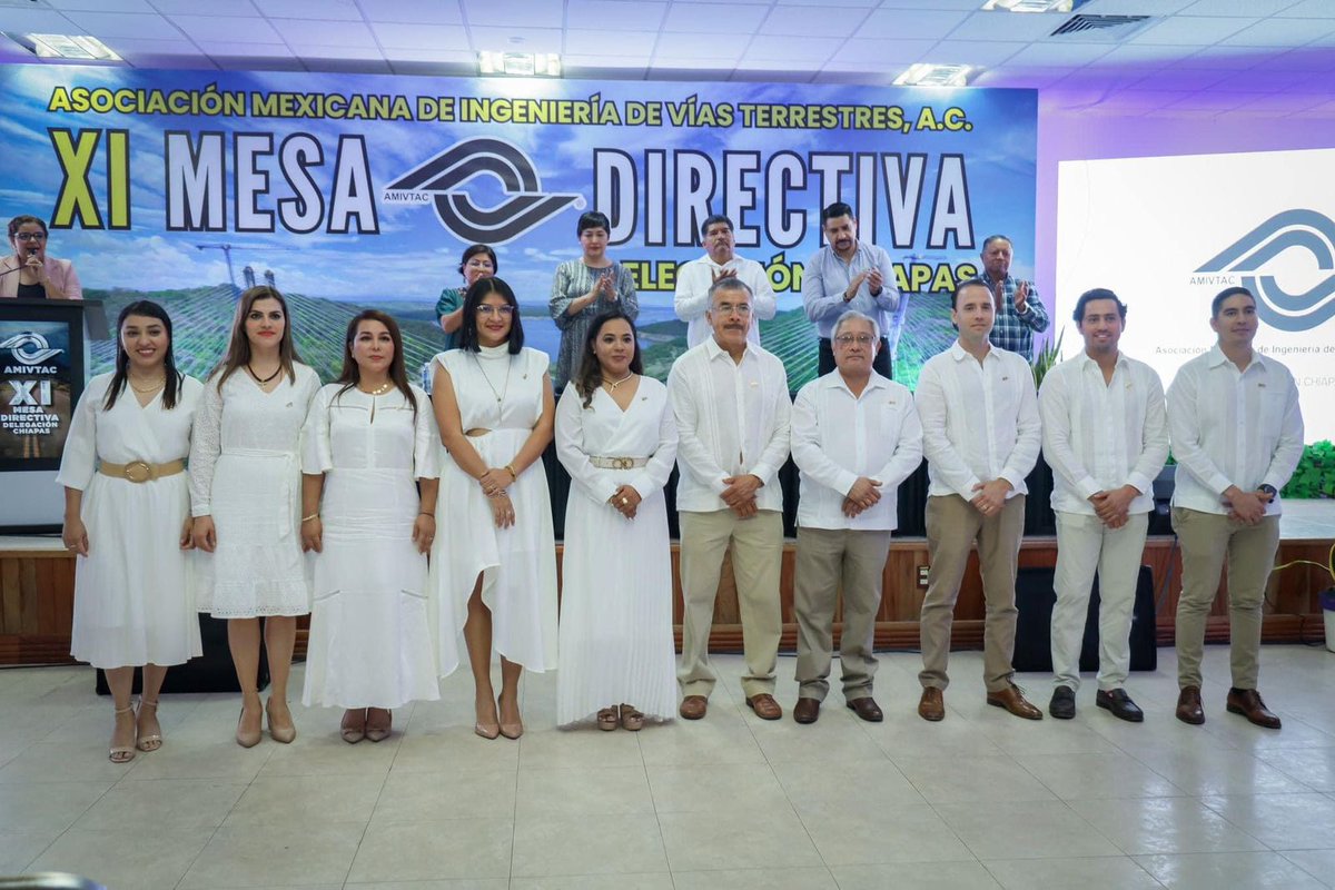 AMIVTAC_Chiapas's tweet image. Se realizó la toma de protesta con la designación de la Ing. Verónica Cruz Velázquez como nueva presidenta.
Con la presencia de la Ing. Martha Vèlez Xaxalpa Vicepresidenta 2 de la AMIVTAC Nacional.
Un agradecimiento a la MAC. Janette  Cosmes Vasquez por destacada labor.