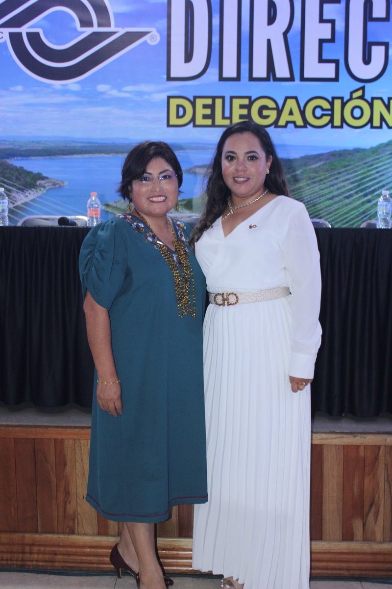 AMIVTAC_Chiapas's tweet image. Se realizó la toma de protesta con la designación de la Ing. Verónica Cruz Velázquez como nueva presidenta.
Con la presencia de la Ing. Martha Vèlez Xaxalpa Vicepresidenta 2 de la AMIVTAC Nacional.
Un agradecimiento a la MAC. Janette  Cosmes Vasquez por destacada labor.