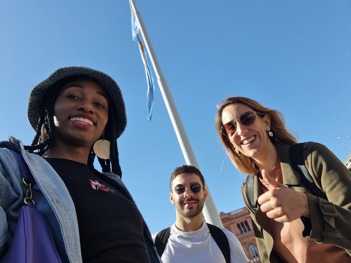 🚨D-2 🚨International meeting in Buenos Aires 🇦🇷 July 27 starting 2 pm (ART) 7 pm (CEST)

Program:
🎉AGM 📜
🎉15th birthday celebration 🎂
🎉Meetings and solutions forum on health ☘️and Education 👩‍🏫🧑‍🎓
🎉10th Education International World Congress 🌎
educationsolidarite.org/en/buenos-aire…