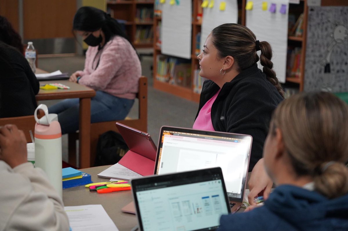 🌟🎉 Professional Development at Its Finest! 🎉🌟

🌟🎉 On the second day, La Joya ISD Pre-Kindergarten teachers and instructional assistants are undergoing training on the new 2024-2025 Pre-Kindergarten Curriculum! 🎓📚 The goal of this training is to prepare them to provide