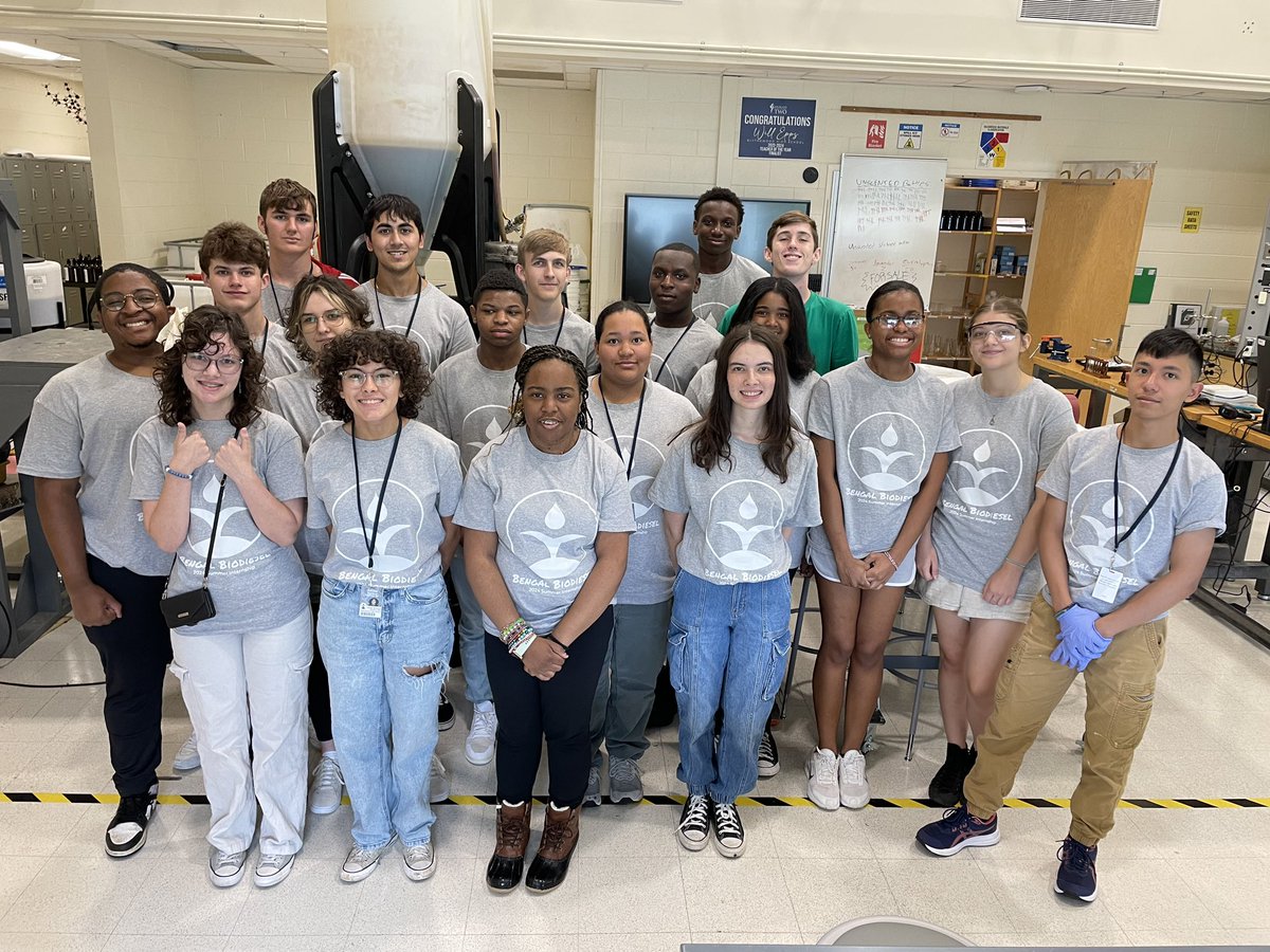 Today was an amazing day for <a href="/RichlandTwo/">Richland School District Two</a> students as we celebrate their work during our 6 week Summer Internship Program! 

>3,100 hours of experience 
330 gal of WVO reacted
45 gal of soap produced
90% of workstations redesigned 
100% OSHA 10 Certified