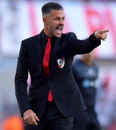 Esta perdido solamente lo que no se intenta. Siempre bancando Martín💪. Las buenas van a llegar y los perdones probablemente aparecerán.