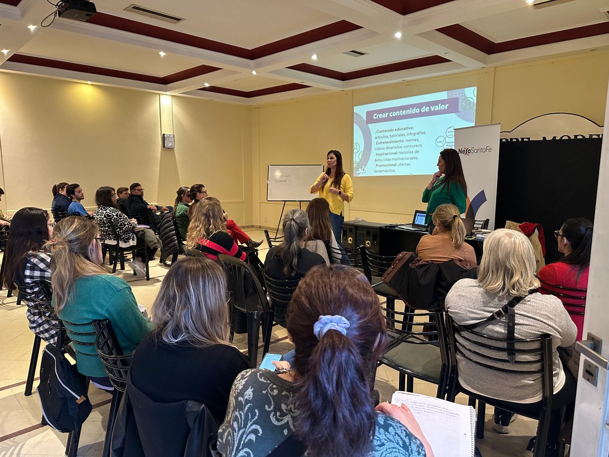 mlauramondino's tweet photo. Así pasó la quinta jornada de la Formación de #emprendedores de @NexoSForg ! 🙌
Junto a la comunicadora Paola Haulet abordamos “El desafío de fidelizar y aumentar el volumen de clientes”.
Seguimos compartiendo herramientas para crecer y potenciar el desarrollo del sector 💪 https://t.co/uUBnjxyVRL