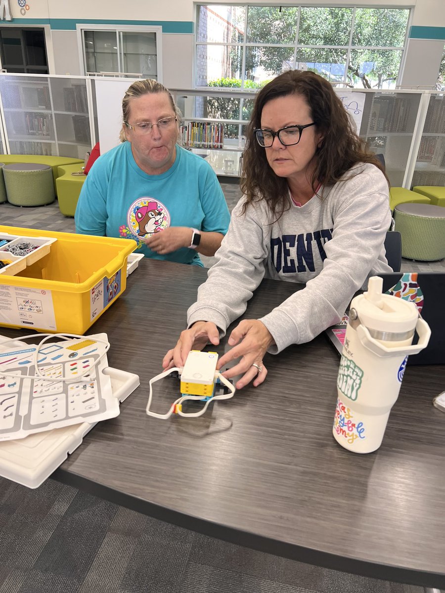 Lori Cole Klimek (@lori4teachers) on Twitter photo STEM profession development was a success. STEM education fun! <a href="/STEMKimLISD/">Kimberly Warr, M. Ed.</a> #LISDstem STEM profession development was a success. STEM education fun! <a href="/STEMKimLISD/">Kimberly Warr, M. Ed.</a> #LISDstem