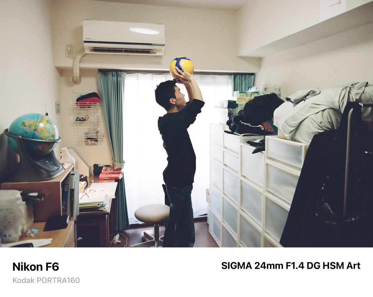 p_haya_p's tweet photo. At home, Nagoya, April 2024
#nikonF6
#develop_by_frame
#hayafilm35
#lifewithkodak
#あの日の足跡
#普通で特別な毎日 https://t.co/r9p3bV6B1k
