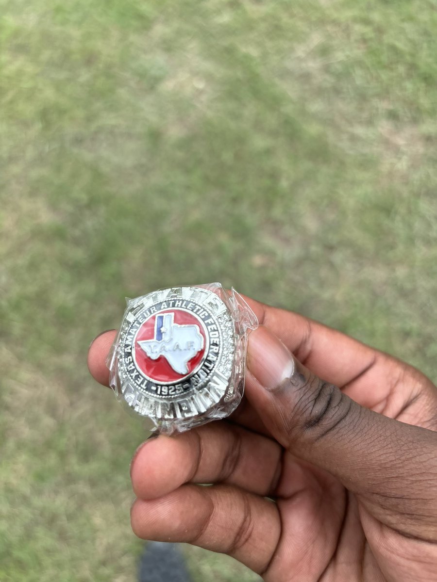 Markerian Wesley-Stamps tweet media