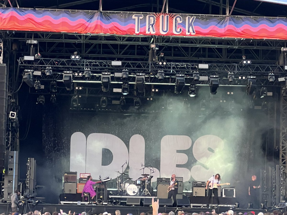 What an amazing start to <a href="/TruckFestival/">Truck Festival</a>  2024. <a href="/idles/">idle s</a> and <a href="/TheMysterines/">the mysterines</a> were out of this world tonight