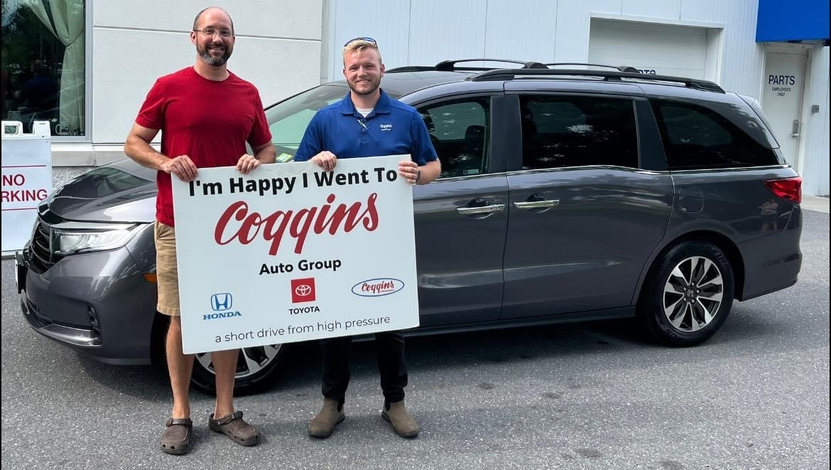 CogginsHonda's tweet image. Congratulations to the Hilfinger family for purchasing this beautiful 2022 Honda Odyssey yesterday🎉 we appreciate your business at Coggins Honda of Bennington 🙌🏼

#cogginshondaofbennington #southernvt #berkshirecounty #cogginsautogroup #honda #hondagang #deals