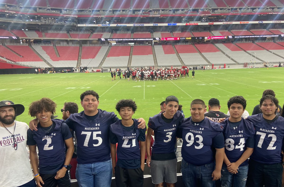 Tom Barringer (@t_barr15) on Twitter photo Got to attend the <a href="/AZCardinals/">Arizona Cardinals</a> Training Camp practice today down at State Farm Stadium with some of the team, managers, and other coaches. A great experience for our guys to watch some of the best technicians of their trade in the world! Got to attend the <a href="/AZCardinals/">Arizona Cardinals</a> Training Camp practice today down at State Farm Stadium with some of the team, managers, and other coaches. A great experience for our guys to watch some of the best technicians of their trade in the world!