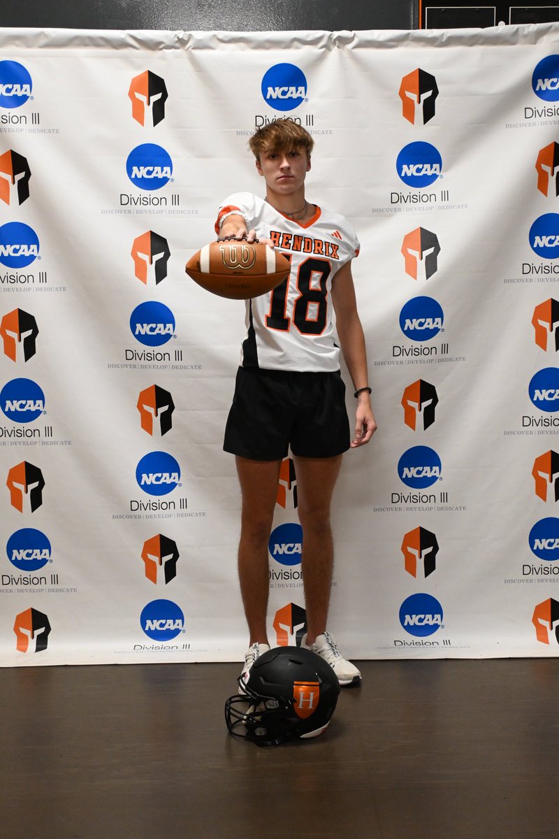 CashRumage's tweet photo. After a visit and great conversations, I am blessed and excited to receive my first offer from @HendrixFootball! Thank you to @RussHeidiSLC, @CoachDoerrHDX and @NotCoachBuck for your time and this opportunity!#GoWarriors 
@CoachFieszel 
@CoachChav 
@HeathGrant7 
@gunter_football https://t.co/Bb8JPPpwTH