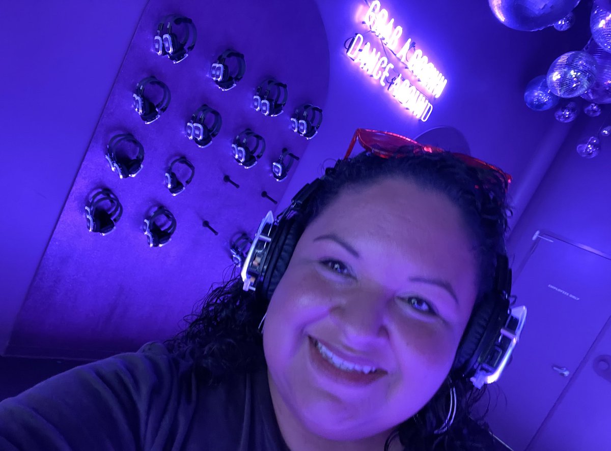genevie79cr's tweet photo. Loved 🥰 hanging at the @colorfactoryco with my familia! I even gave the ball pit a go…big fun and lots of laughs!! @namaquanum #SummerFun #takingabreak #ishouldbewriting #Esaimademedoit #UTSA #PhD #CLL https://t.co/vwki1K0jsK