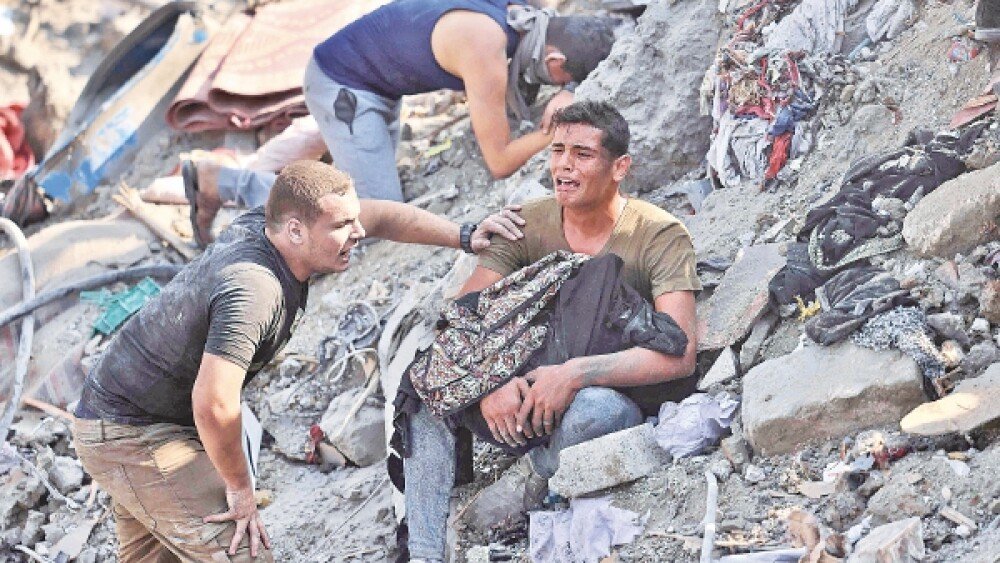 Es fundamental multiplicar voces en defensa del pueblo palestino, que visibilicen la carnicería que están llevando adelante allí: el juicio a Alejandro Bodart es parte de la política de amedrentamiento. Repudiarla es resistir. 

#AbsolucionABodart