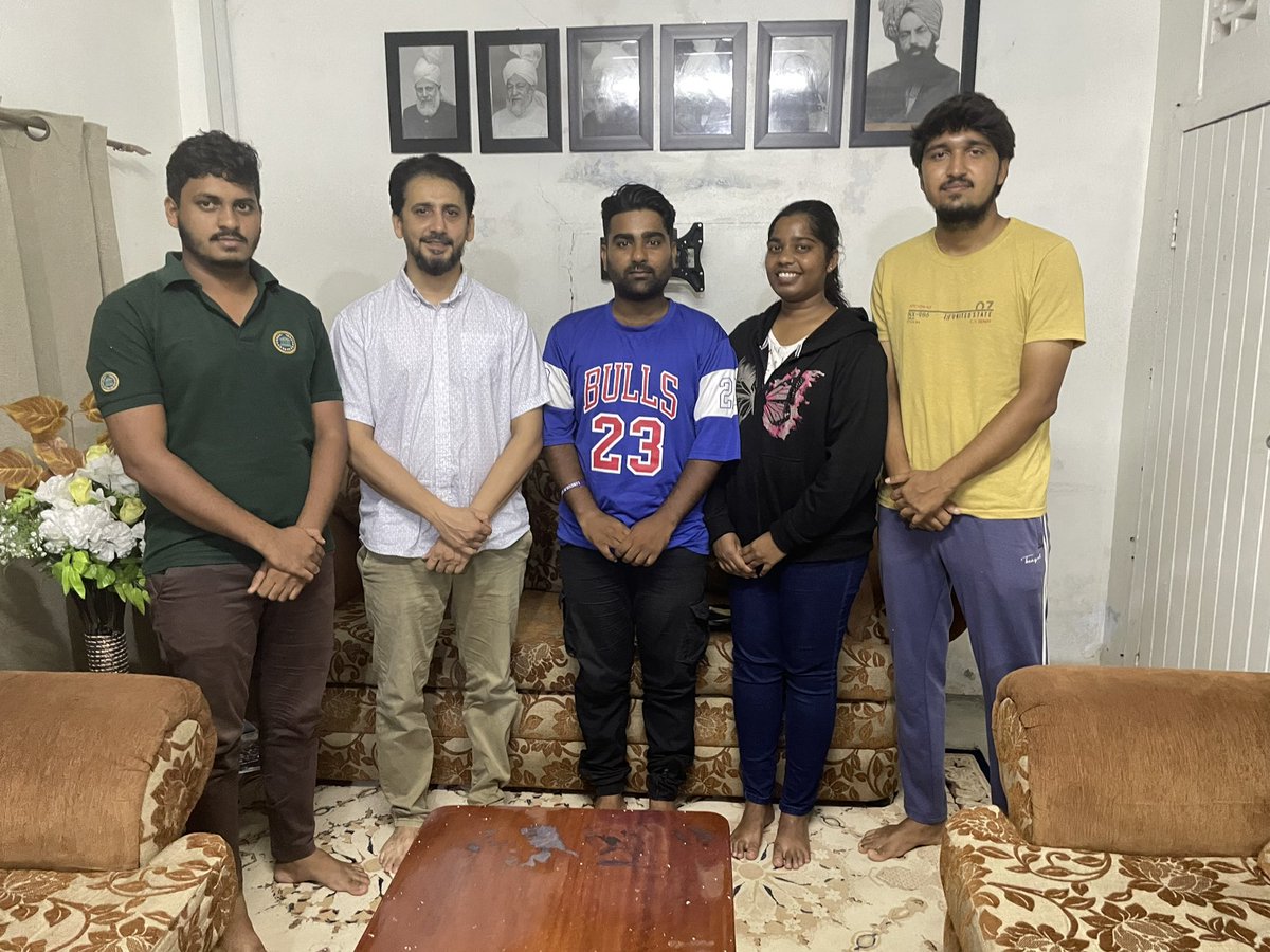 HFGuyana's tweet photo. Humanity First Guyana had a meeting with medical students of Lincoln University of Guyana, where various medical plans were discussed. https://t.co/VponbbNHEb