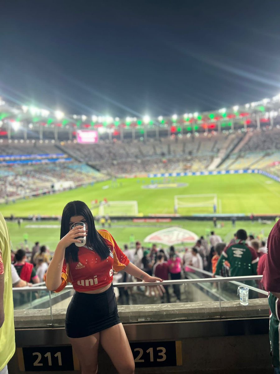 myla_ffc's tweet image. Fluminense é pra quem acredita. ❤️‍🩹🇭🇺
Vitória ✌🏻