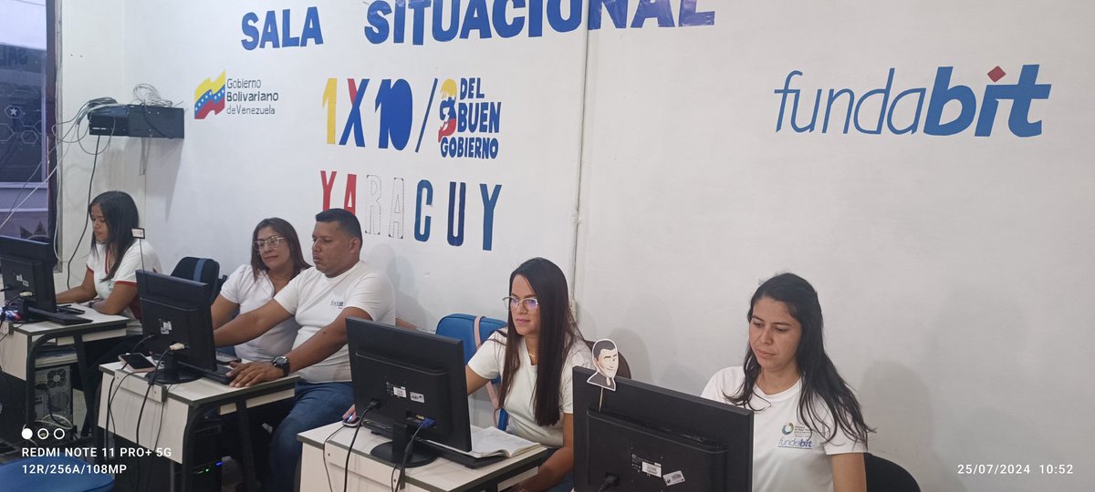 Fundabit_Yaracu's tweet photo. #25Jul 🖥️ Este jueves continúa el equipo zonal de Fundabit Yaracuy en la Sala Situacional del 1x10 del Buen Gobierno, para la atención de las solicitudes del pueblo soberano; gracias al Pdte. @NicolasMaduro

@MPPEDUCACION
@Fundabit_
#SomosFundabit
#EsperanzaCalleYPaz https://t.co/YYgm0GMf4w