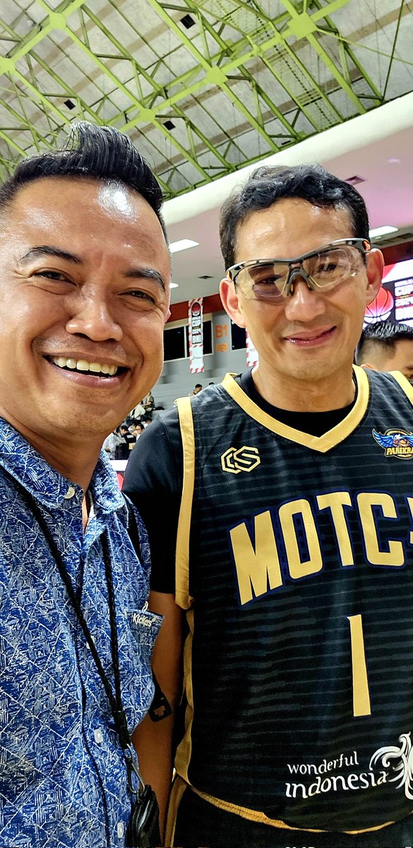 Salam Sehat Mas Menteri Sandi <a href="/sandiuno/">Sandiaga Salahuddin Uno</a> , salah satu Putera Terbaik asal Gorontalo 🇲🇨⚡️ #GorontaloPride #SandiUno #Uloliers