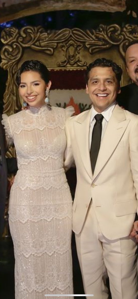 Por dios es la pareja más fea que vi en mi vida