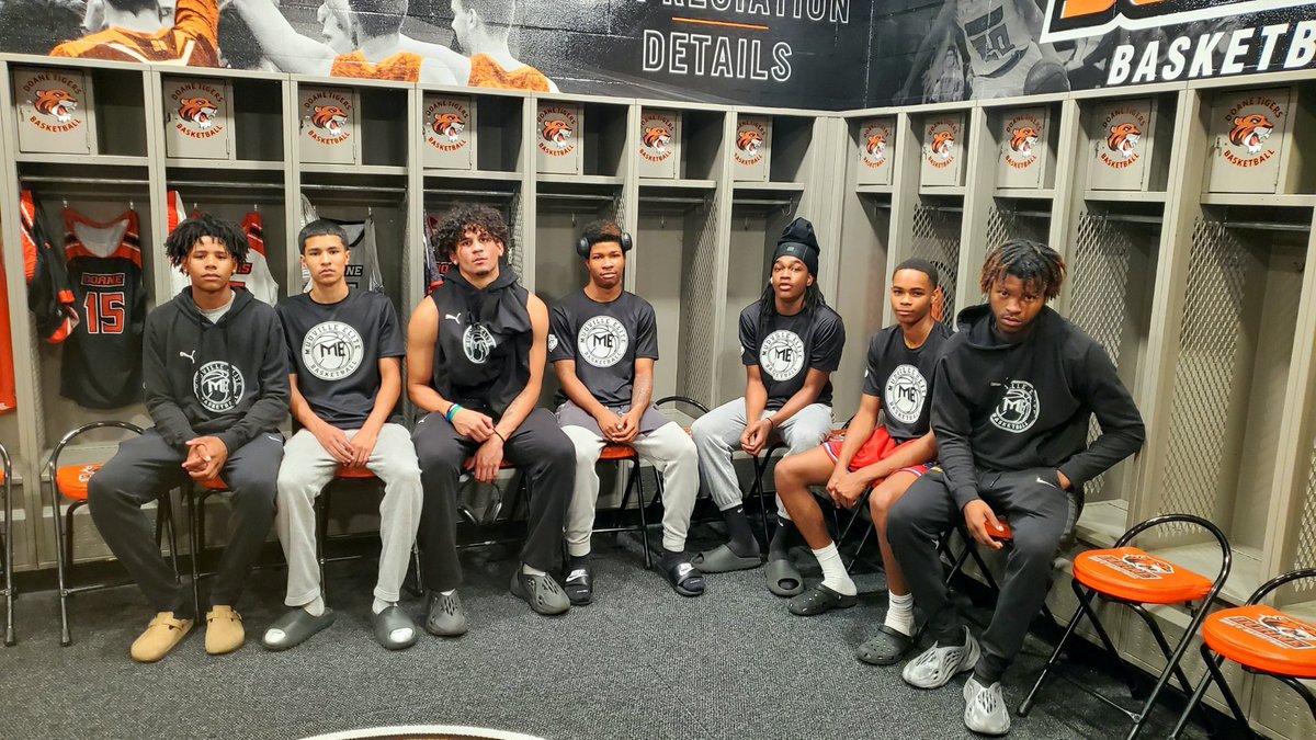 Mudville Elite Basketball (@mudvilleelite) on Twitter photo Today, Mudville Elite visited Doane University in Nebraska. It was a great experience for the kids, providing them with valuable insights into the next level of their education. <a href="/CoachChappetto/">Charlie Chappetto</a> <a href="/DoaneTigersMBK/">Doane Men’s Basketball</a> <a href="/Edunkk10/">Eric Duncan</a> <a href="/corbannba/">Corban Ford</a> <a href="/NxtProHoops/">NXTPRO Hoops</a> Today, Mudville Elite visited Doane University in Nebraska. It was a great experience for the kids, providing them with valuable insights into the next level of their education. <a href="/CoachChappetto/">Charlie Chappetto</a> <a href="/DoaneTigersMBK/">Doane Men’s Basketball</a> <a href="/Edunkk10/">Eric Duncan</a> <a href="/corbannba/">Corban Ford</a> <a href="/NxtProHoops/">NXTPRO Hoops</a>