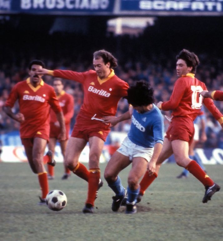 futnostalgico's tweet photo. Toninho Cerezo, Falcão, Maradona e Ancellotti.

FOTÃO! 🤯

Nostálgico! https://t.co/0tuaQXSegE