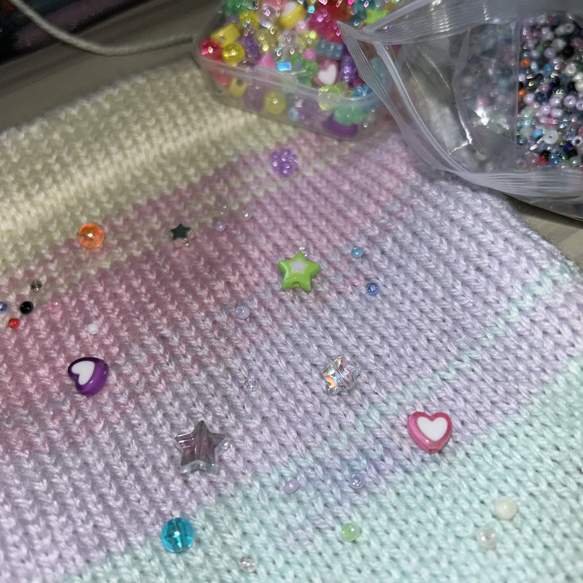 비즈 뜨개질 나 이 셋의 만남 아름답다