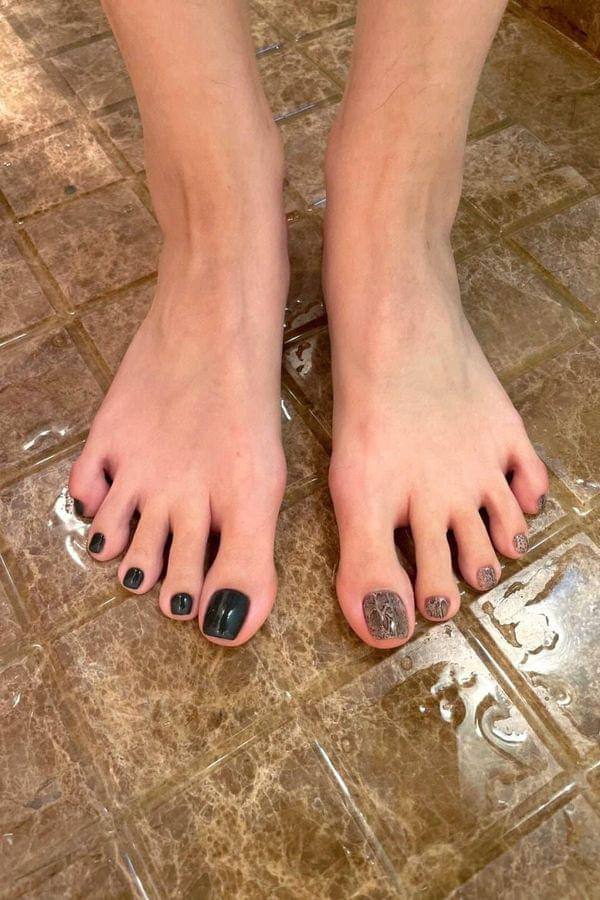gv_lissette's tweet photo. 刚洗完出浴的脚丫~有没有让你有舔一口的冲动呢？点击链接👉https://t.co/NYtx9IskTu 在这等你 https://t.co/p7fq6ro0b4