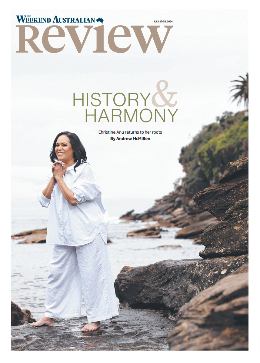 Andrew_McMillen's tweet image. Tomorrow in The Weekend Australian Review, I write about Christine Anu.

Pick up The Australian newspaper or read online now (~15 minute read): theaustralian.com.au/arts/review/ch…

Cover photograph by Jane Dempster
@australian @anuchristine #christineanu #waku
