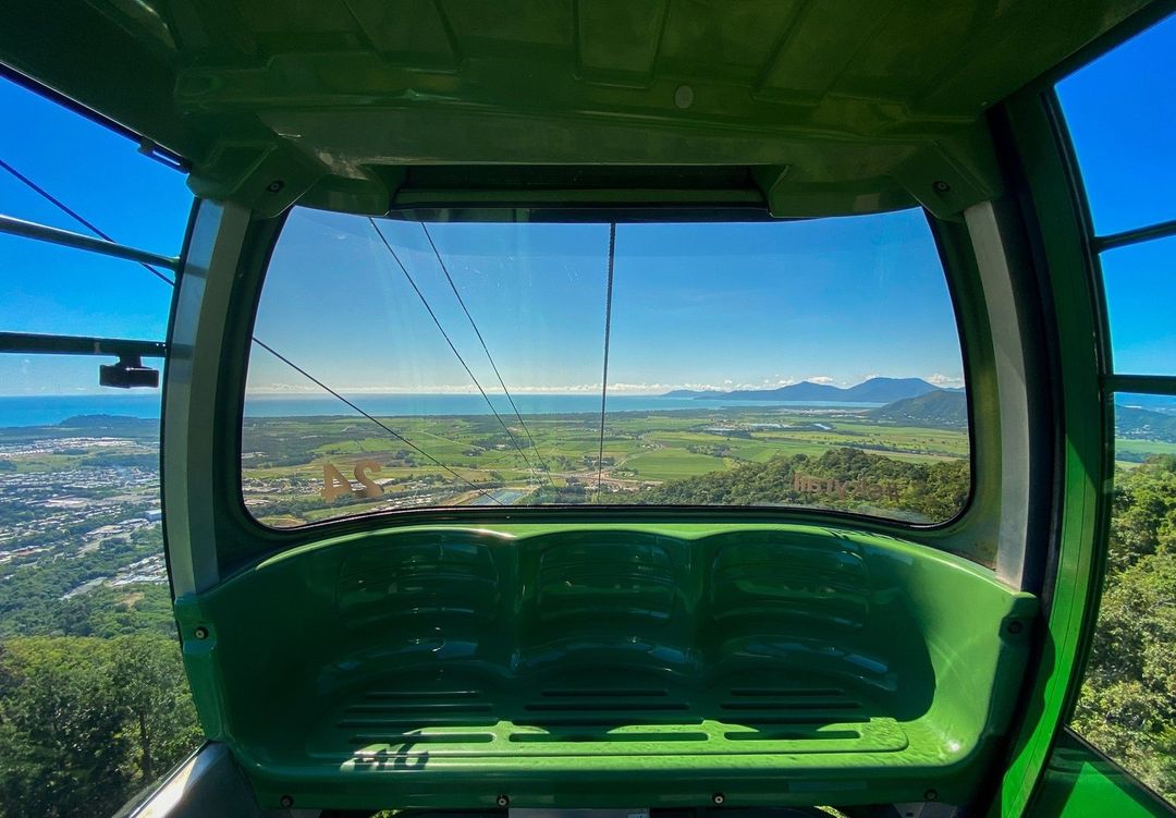 Cairns is truly an amazing region! It is the only place where two natural World Heritage areas meet, the Great Barrier Reef &amp; the Wet Tropics rainforest. ❓This rainforest once stretched all the way out to the continental edge where the Great Barrier Reef grows today! 😲