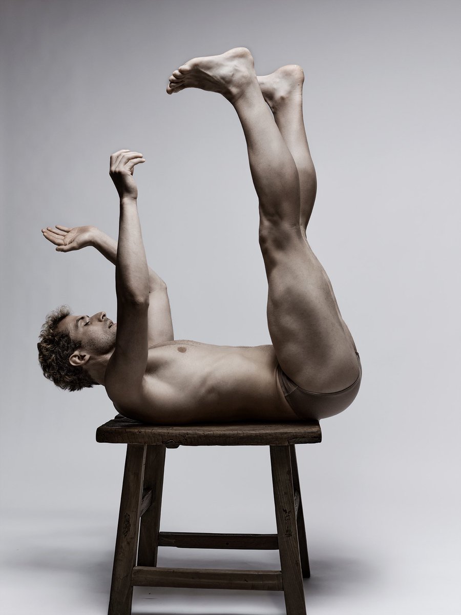 where_is_light's tweet photo. Legs up.
Luca, Vienna 2024 https://t.co/RfGBxSYZEn