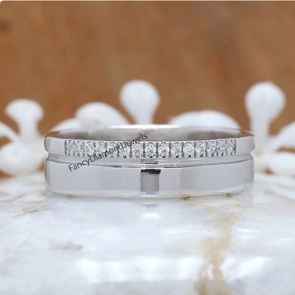FDJewels's tweet image. White Color Round Diamond Band Unique Men's Band 14K Solid Rose White Yellow Gold Band Engagement Wedding Gift Band 0.11 CT KD934

ETSY : etsy.com/listing/129633…

#WhiteDiamondBand #RoundDiamondBand #MensDiamondBand #UniqueMensBand #EngagementBand #WeddingBand #GiftForHim