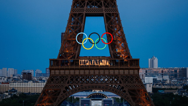 sreeyanka's tweet photo. Get ready for #Paris2024! Intel's #AI technology is powering 8K streams and immersive fan experiences, bringing the Olympic spirit to life like never before. #IAmIntel https://t.co/OzYD887ZSL https://t.co/LOncdBhj65