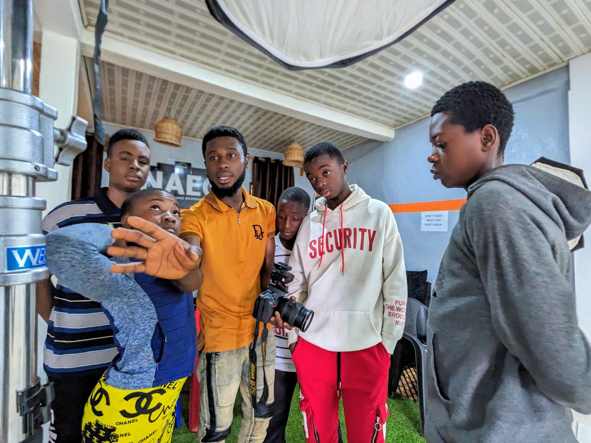 𝐍𝐨𝐛𝐥𝐞 𝐀𝐫𝐭𝐬 𝐄𝐧𝐭𝐞𝐫𝐭𝐚𝐢𝐧𝐦𝐞𝐧𝐭 𝐂 tweet media