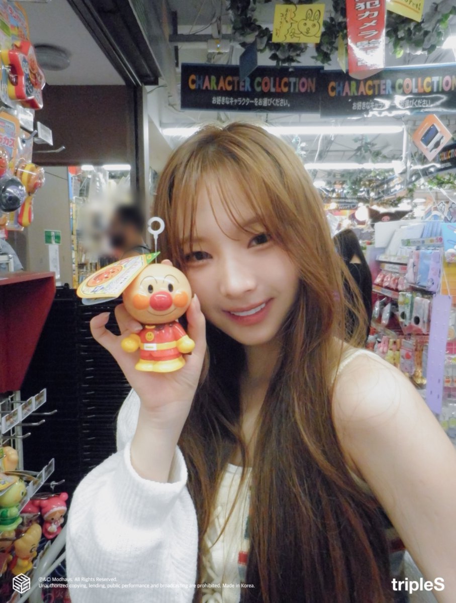 her smile is everything ♡♡♡