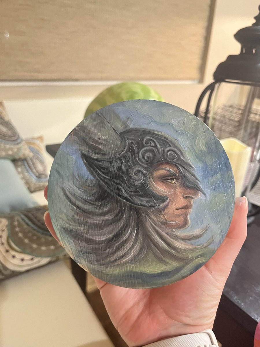 luudbuud's tweet photo. Painting Ludus with oils on wood for the first time https://t.co/oMsWzlG3Ja