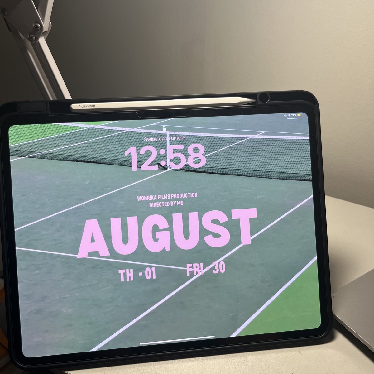 wonrika's tweet photo. i want to go extra with august wallpapers bc it’s my birth month but i’m too lazy to continue from these wallpapers 😿 https://t.co/elVf7c7Gz0
