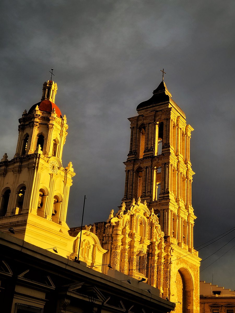 Eliezer Jáuregui tweet media