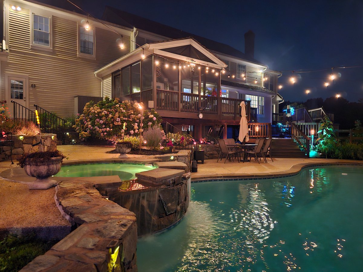 indiangoddess03's tweet photo. 🍹 Friday Feels 🍹

Hey, you. Yes, YOU. It's Friday morning, and we know exactly what you need: a seductive dip into luxury at The Foxlair Den! 🌞🏊‍♂️

Imagine this: The week's stress melting away as you slide into our pristine pool, a cocktail in hand, and not a worry in sight. It’s the end of the week wind down you deserve, and it’s all waiting for you at our private oasis.

🌴 Why The Foxlair Den? 🌴

Exclusive Vibes: Because you’re too fabulous to share with the masses.
Lush Surroundings: Perfect for those sultry, Instagram-worthy moments.
Ultimate Relaxation: Say goodbye to the workweek and hello to bliss.

📅 Book Your Friday Escape!Slide into our DMs or click the link in our bio to secure your spot. Don’t just end your week, end it in style! 😘✨

https://t.co/qBUF5cGxso