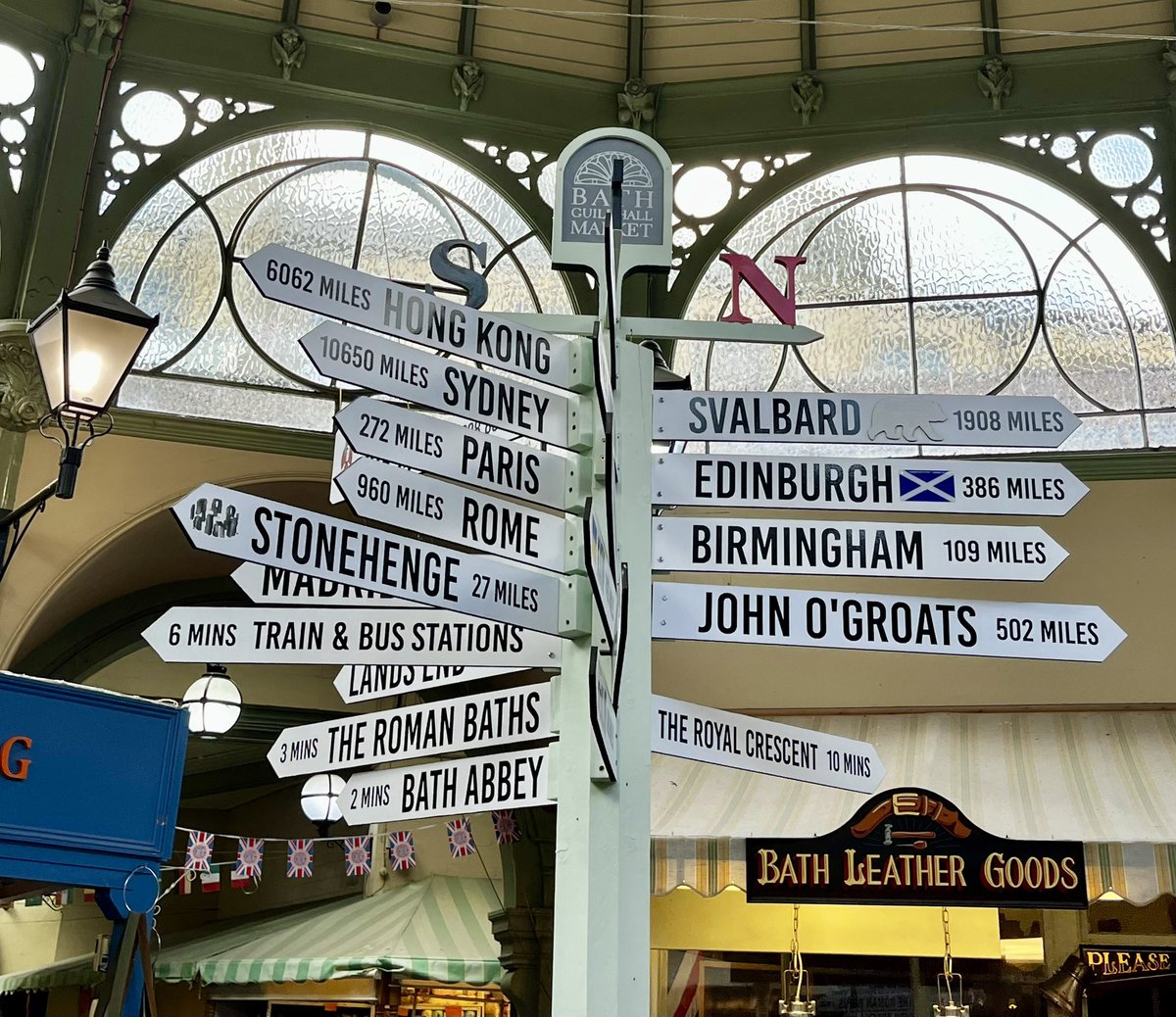 A visit to Bath last week revealed what’s possibly the busiest #FingerpostFriday I’ve ever seen!