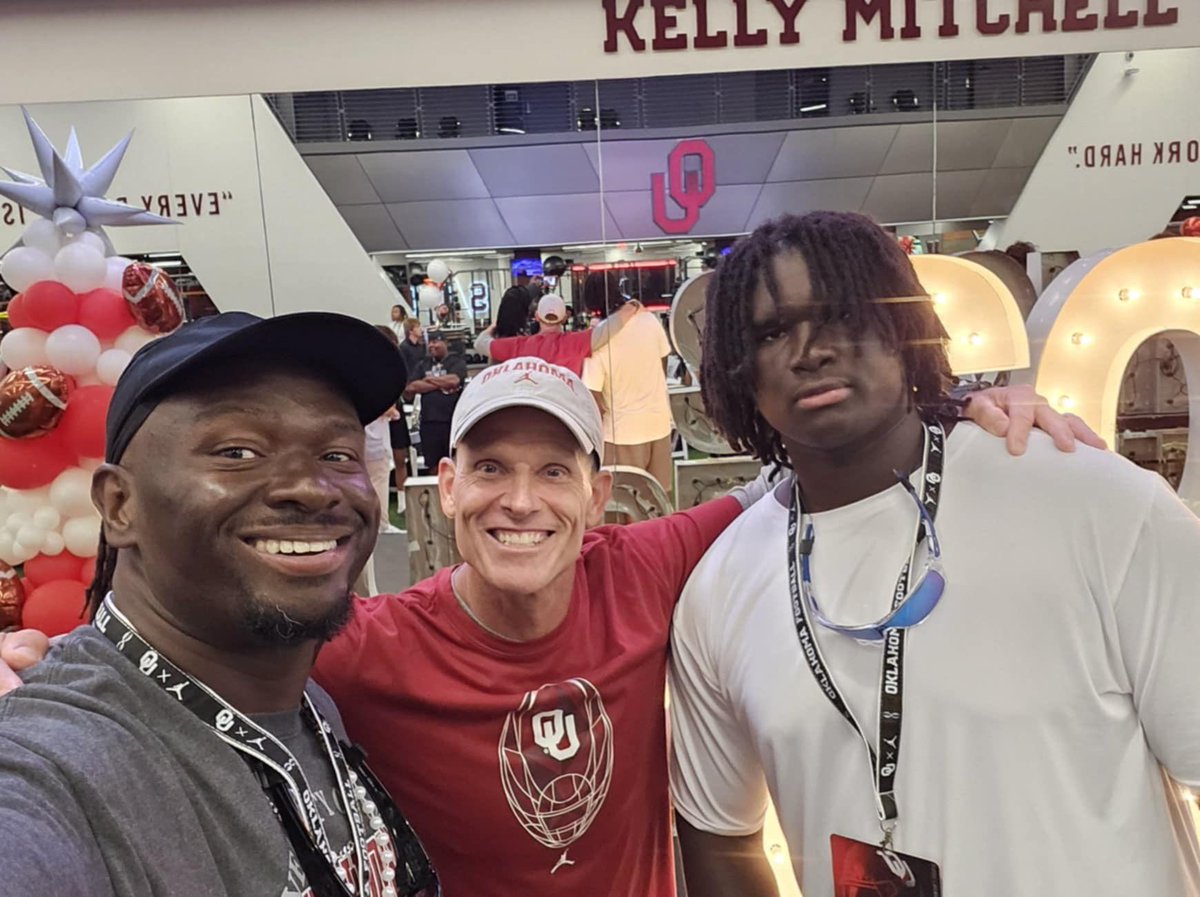 DesmondGreen76's tweet photo. #OUDNA https://t.co/65qULFVQdF