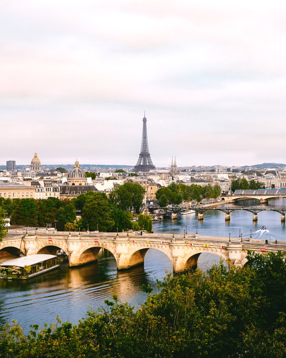 Paris 2024 (@paris2024) on Twitter photo Paris et la Seine s'éveillent...
Une journée historique nous attend 🇫🇷
📸 #Paris2024 - @Chrlyg / <a href="/flora_metayer/">Flora Métayer</a> Paris et la Seine s'éveillent...
Une journée historique nous attend 🇫🇷
📸 #Paris2024 - @Chrlyg / <a href="/flora_metayer/">Flora Métayer</a>