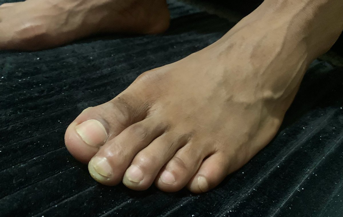 TheManCaveMS's tweet photo. All model$ approved.
#Feet #feetworshi̇p #feetnation #malefeet #barefeet #foot #FOOTFETİSH #footfag #malefoot #malefeetlovers #barefoot #feetworshi̇p #footworshi̇p #foot #nails #nailsnailsnails #nailart #charlottenails #charlottebusiness #twitter #titterfeet #nicefeets https://t.co/VpEyli0tMC