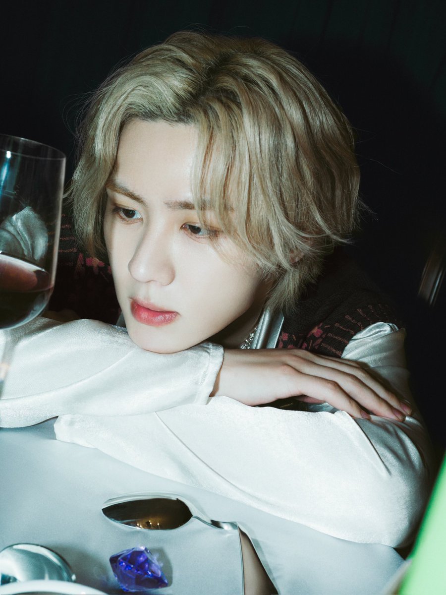 NCT_OFFICIAL_JP's tweet photo. WayV Japan 1st Mini Album『The Highest』
Teaser Image #2 - PARTY Ver. #KUN

🎧 ➫ 2024.08.08 6PM (JST)
💿🎬 ➫ 2024.09.25 0AM (JST)

💿https://t.co/susIdgC1Ta

#WayV #TheHighest #WayV_TheHighest https://t.co/Kgf0PEPwZD