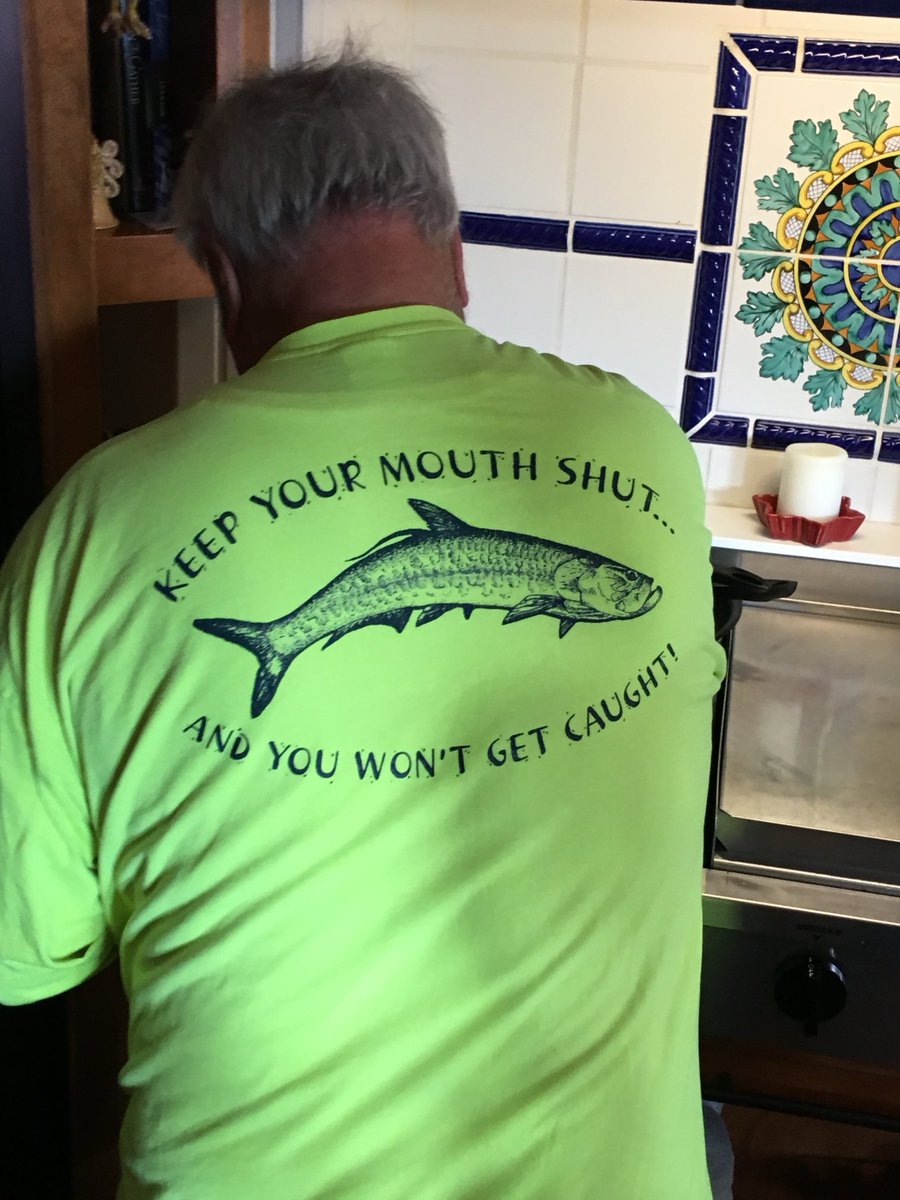 chicagobars's tweet photo. Despite what his shirt might suggest my Dad has never worked in Illinois politics. https://t.co/tTQBe1kBeT