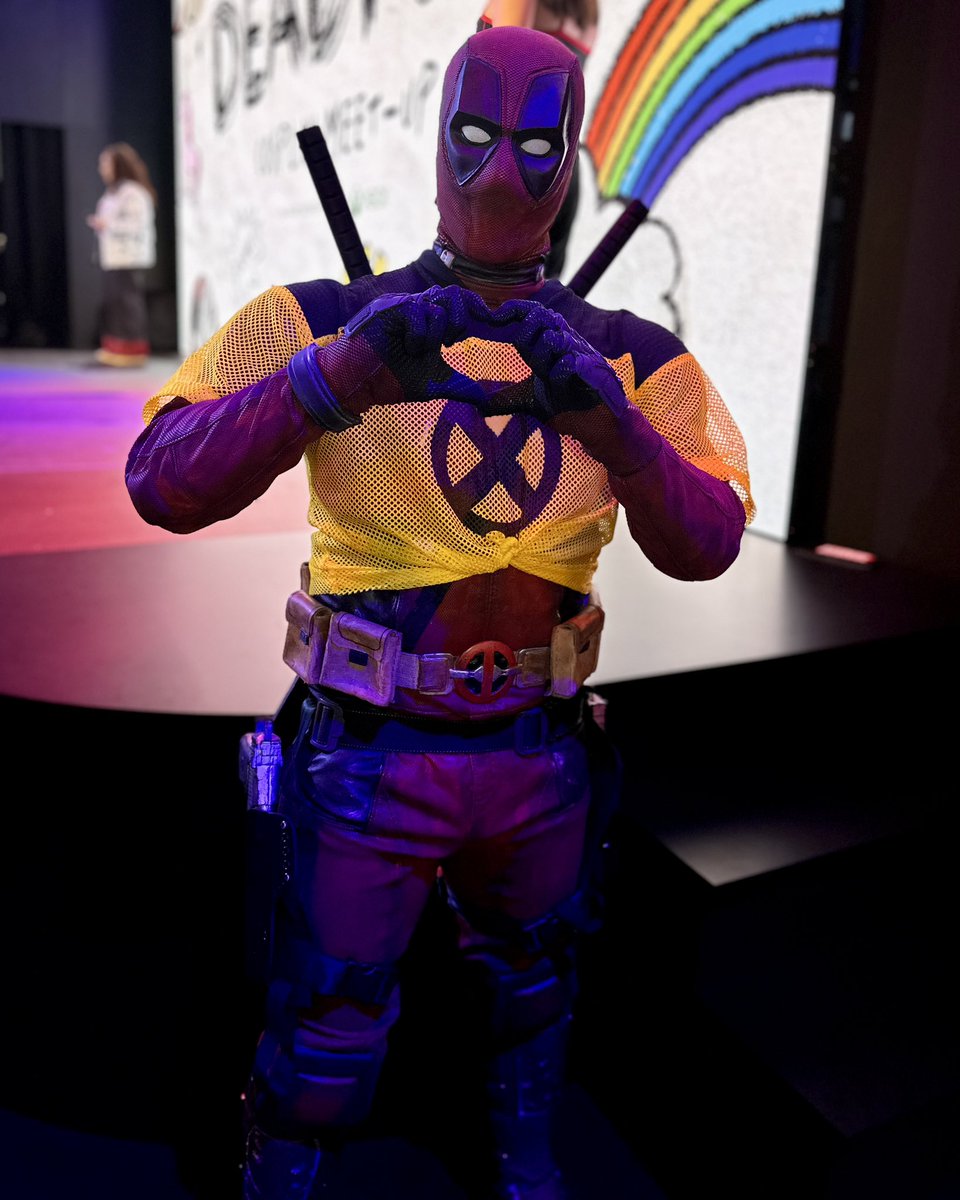 Marvel's tweet photo. Day 1 of #MarvelSDCC is in the books! π₯ https://t.co/V5Wk031HhY