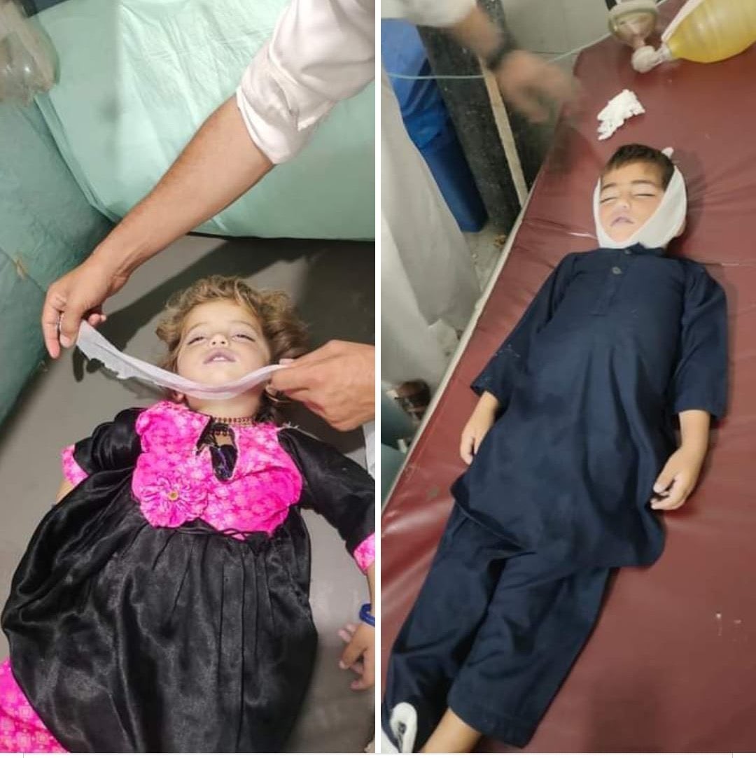 syedzaighum110's tweet photo. These two kids are from Parachinar and killed by Takfeeri terrorists today. I don't know how many more bodies our army needs to stop this genocide of Shias. Neither any Muslim who blocked Faizabad for a week spoke a single word, nor did any media outlet mention this Why? https://t.co/Ltmhkn9aEB