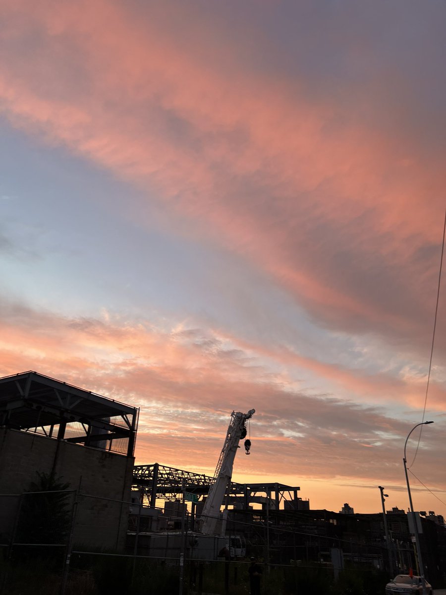 cafeivisit's tweet photo. Beautiful night! https://t.co/HkIl9mcutX