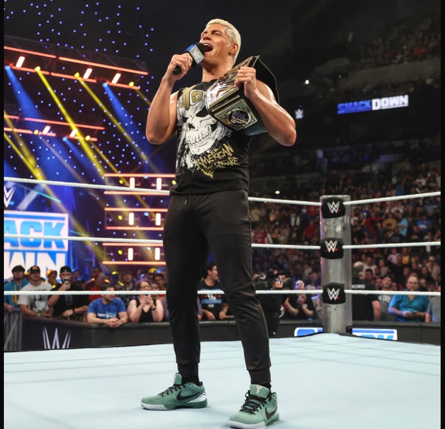#SmackDown FOLLOW TRAIN!

- RT
- Reply with a GIF of your favorite wrestler
- Like and follow everyone who does this
